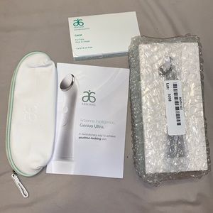 Arbonne’s Ultra Genius Wand with calm line sample!